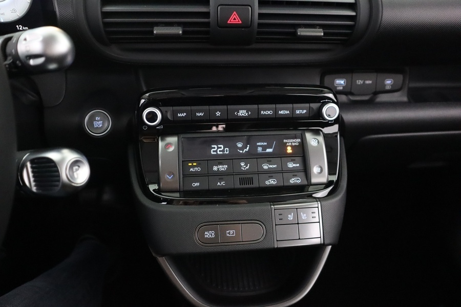 Hyundai INSTER vaihtoauto