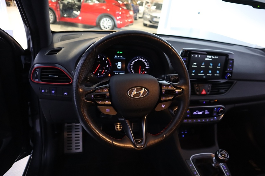 Hyundai i30 Fastback vaihtoauto