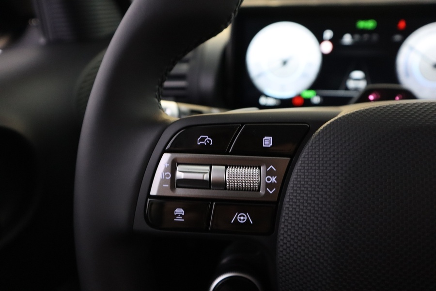 Hyundai INSTER vaihtoauto