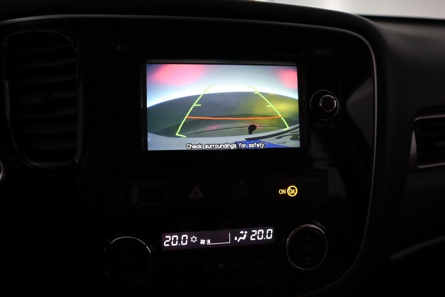 Mitsubishi Outlander PHEV vaihtoauto