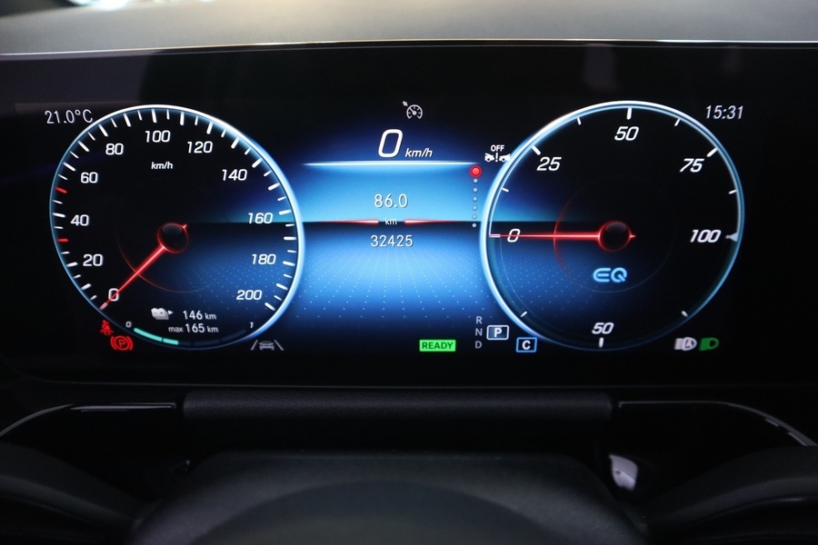 Mercedes-Benz EQA vaihtoauto