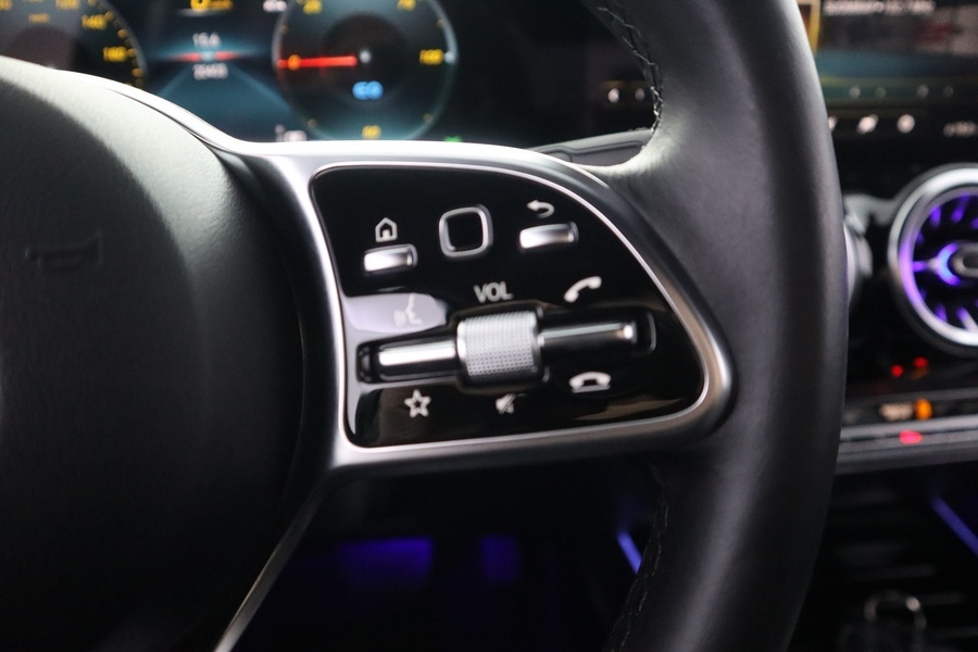 Mercedes-Benz EQA vaihtoauto