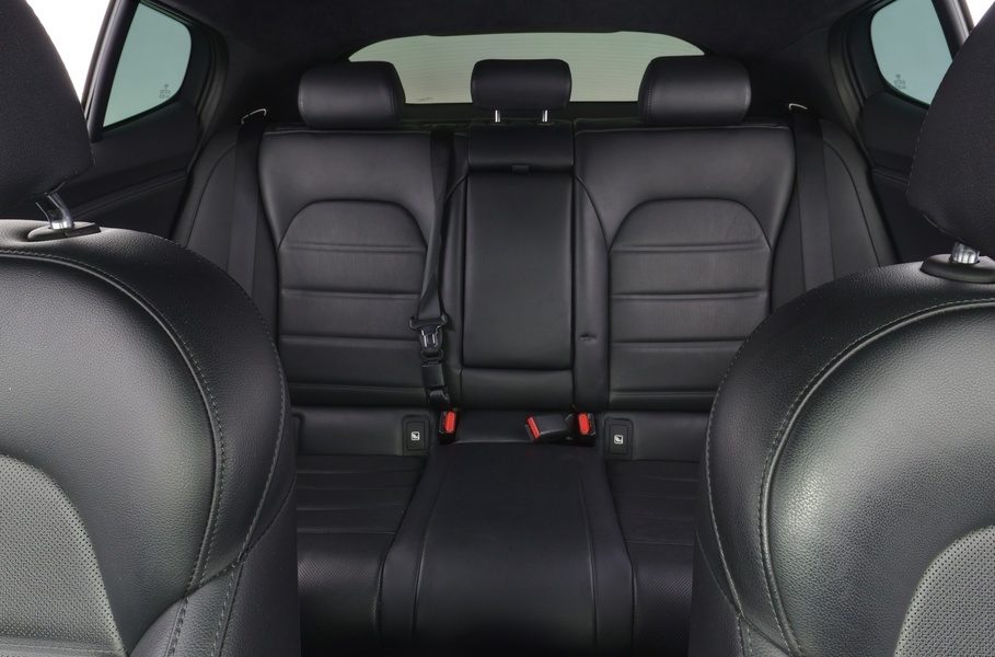 Kia Stinger vaihtoauto