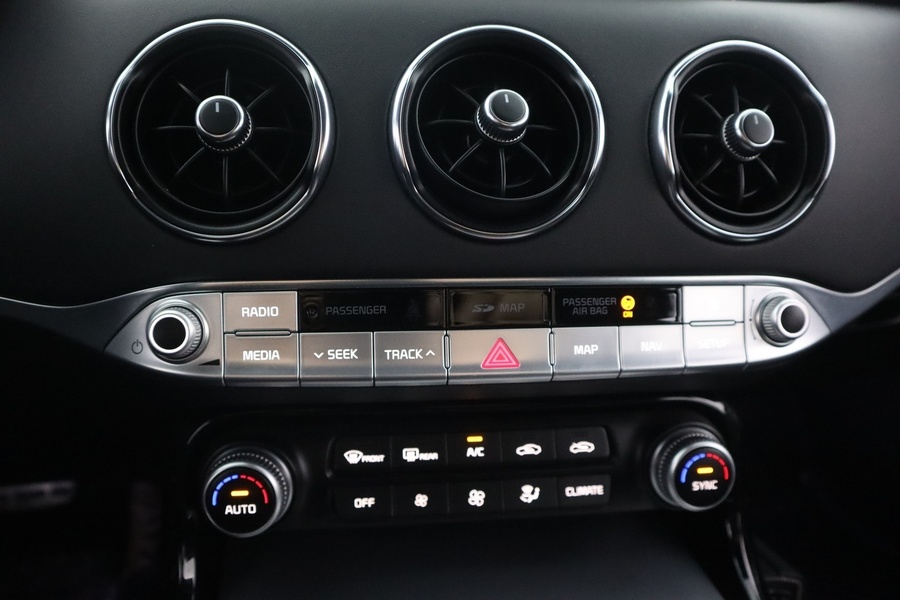 Kia Stinger vaihtoauto