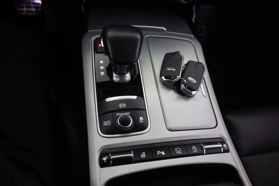 Kia Stinger vaihtoauto