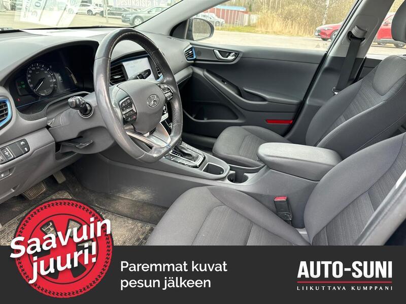 Hyundai IONIQ hybrid vaihtoauto