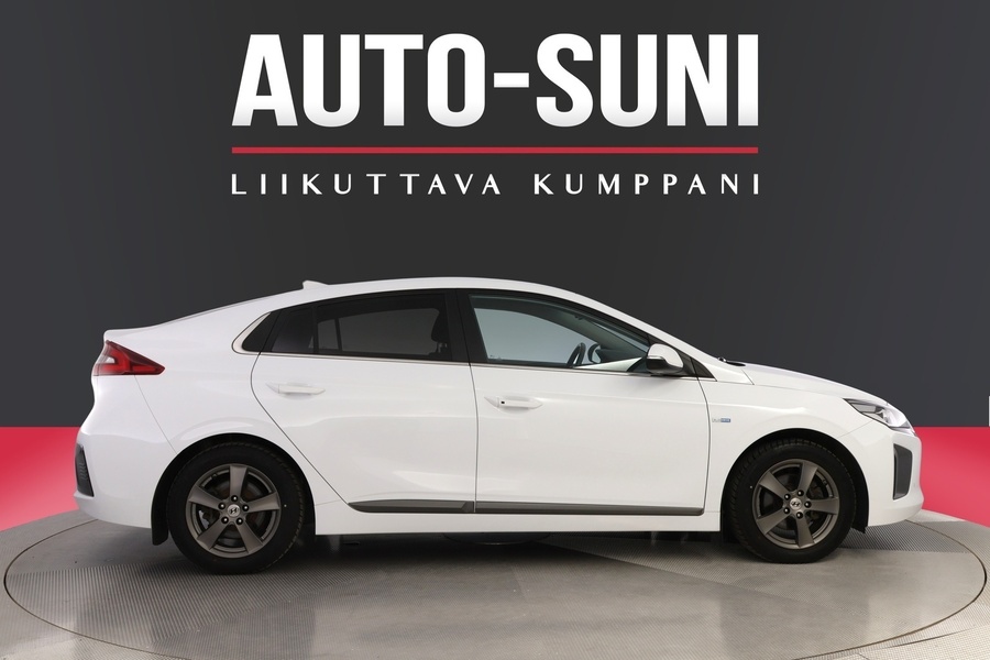 Hyundai IONIQ plug-in vaihtoauto