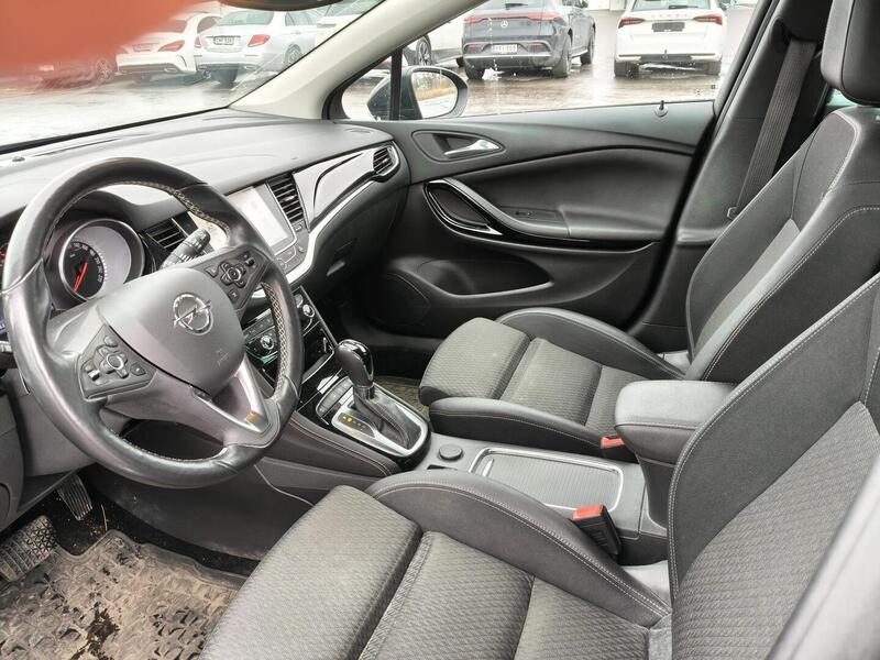 Opel Astra vaihtoauto