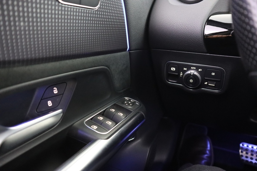 Mercedes-Benz EQA vaihtoauto