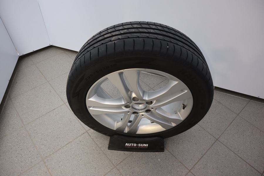 Mercedes-Benz GLA vaihtoauto