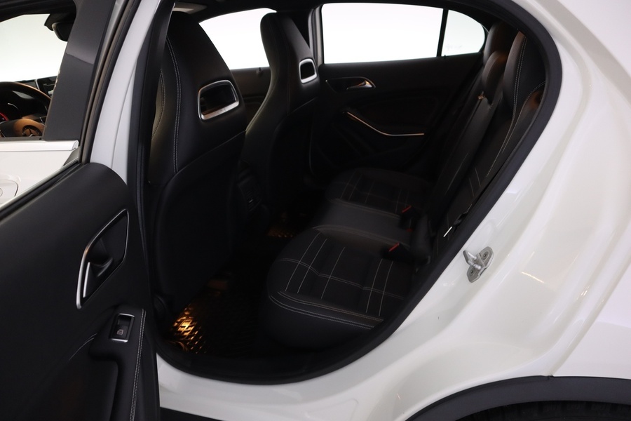 Mercedes-Benz GLA vaihtoauto