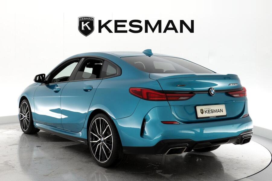 BMW M235i vaihtoauto