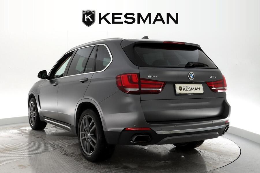 BMW X5 vaihtoauto