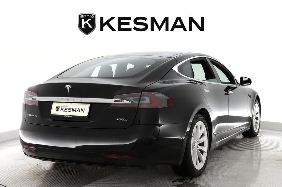 Tesla Model S vaihtoauto