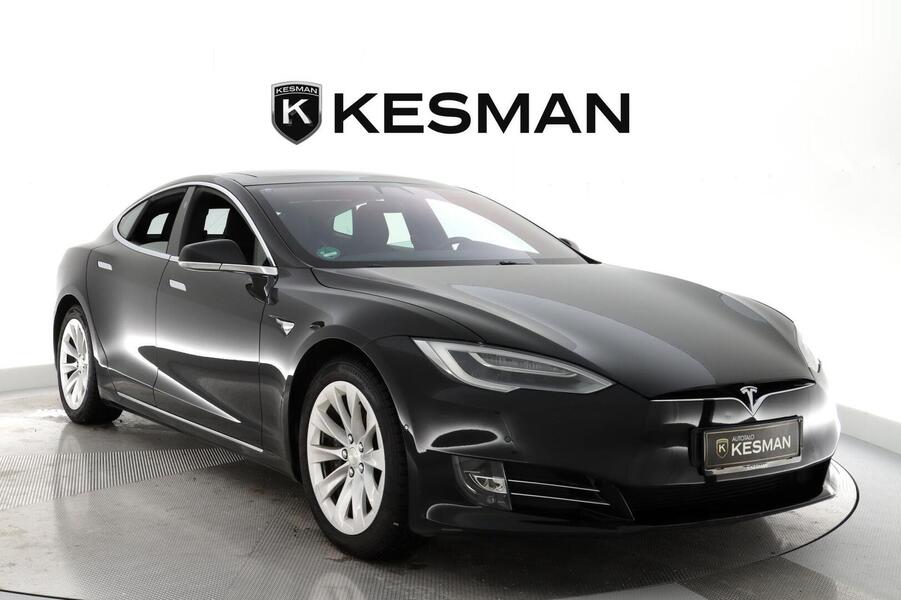 Tesla Model S vaihtoauto