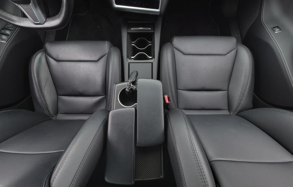 Tesla Model S vaihtoauto