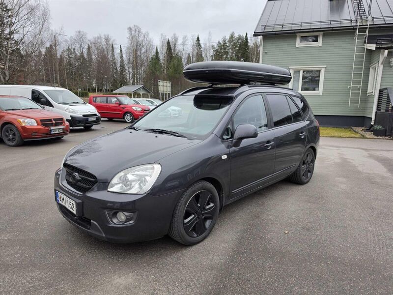 Kia Carens vaihtoauto