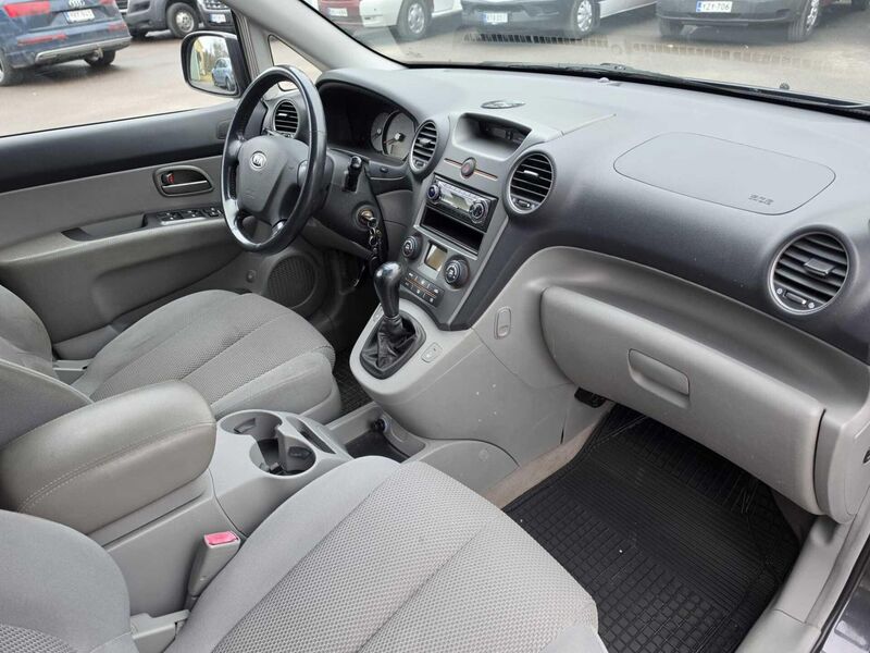 Kia Carens vaihtoauto