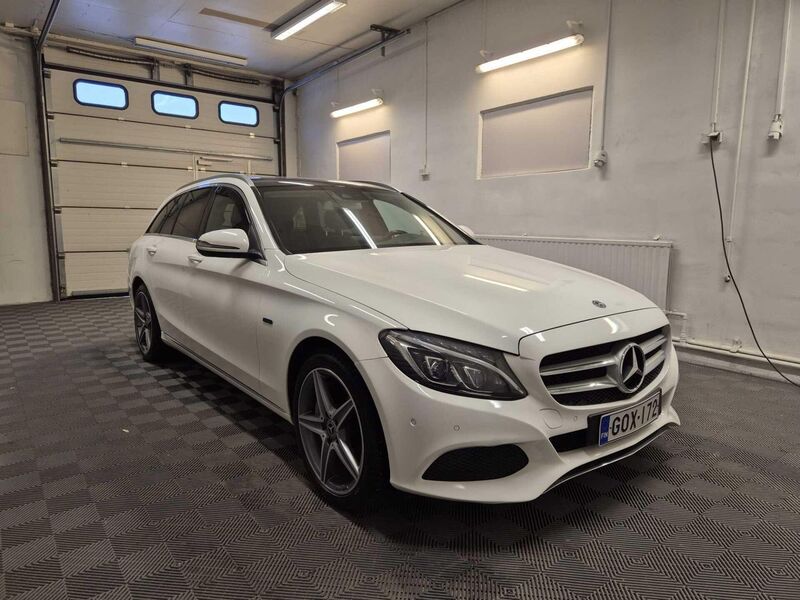 Mercedes-Benz C vaihtoauto