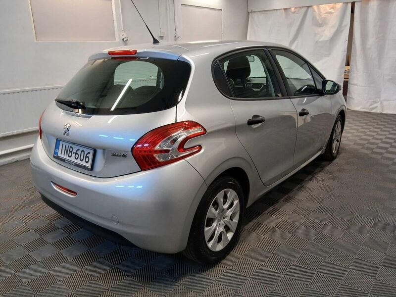 Peugeot 208 vaihtoauto