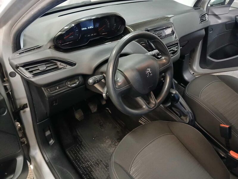 Peugeot 208 vaihtoauto