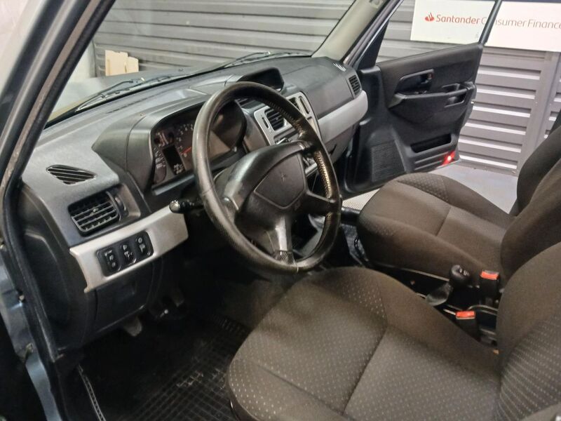 Mitsubishi Pajero vaihtoauto