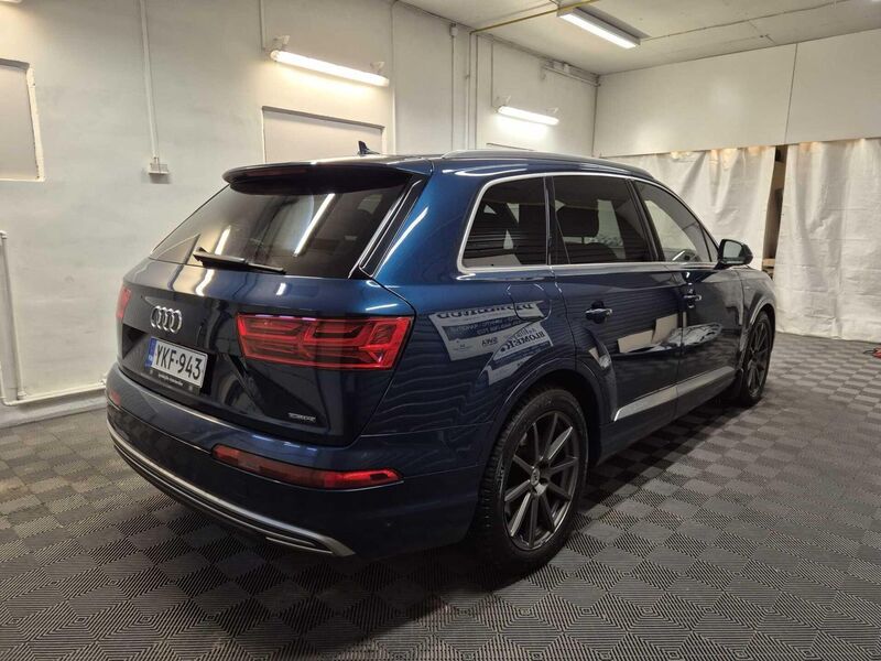 Audi Q7 vaihtoauto