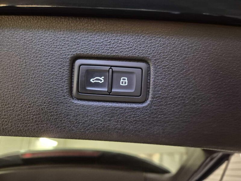 Audi Q7 vaihtoauto