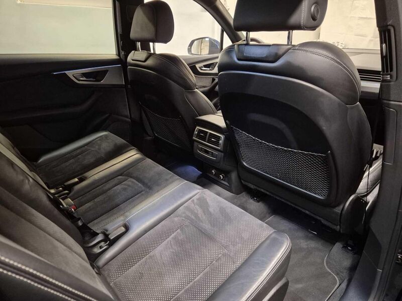 Audi Q7 vaihtoauto