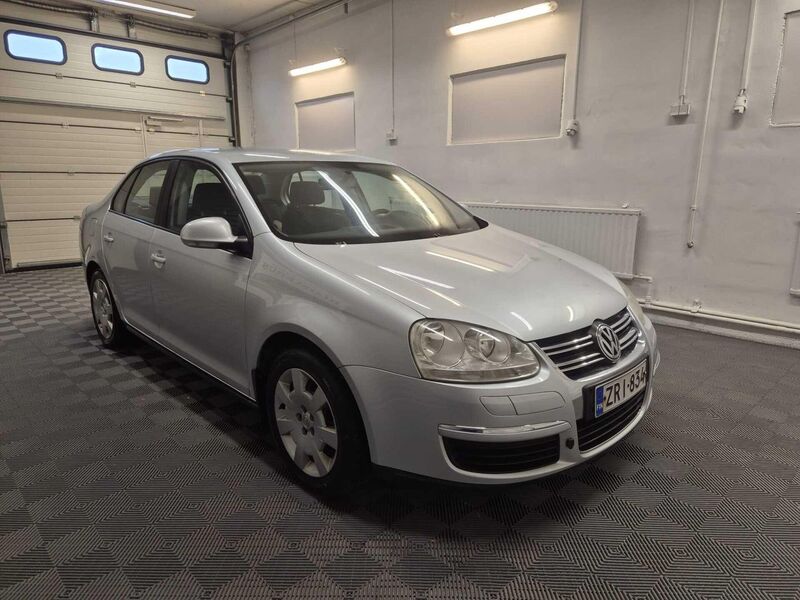 Volkswagen Jetta vaihtoauto