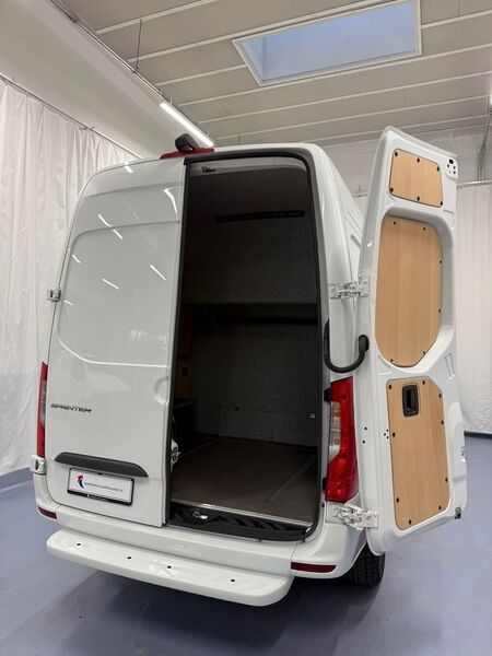 Mercedes-Benz Sprinter vaihtoauto