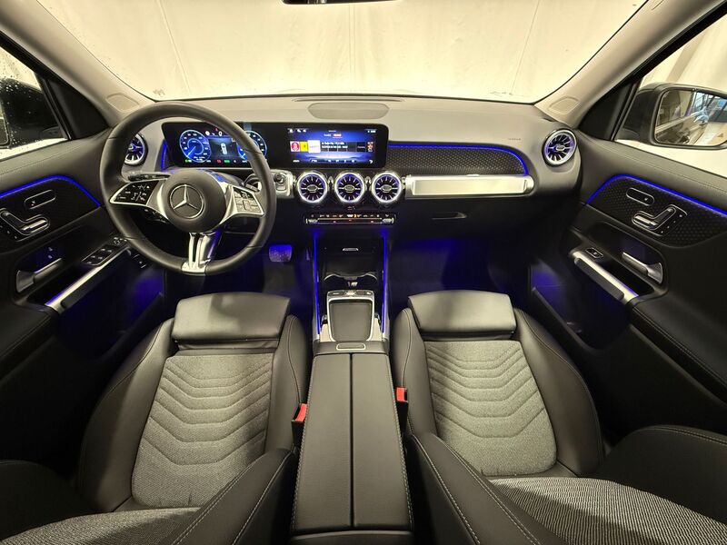 Mercedes-Benz EQB vaihtoauto