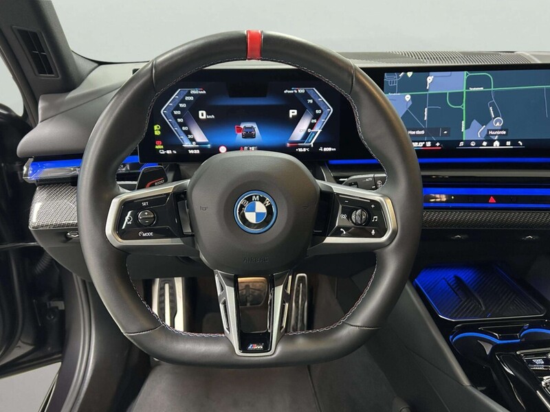 BMW i5 M60 vaihtoauto