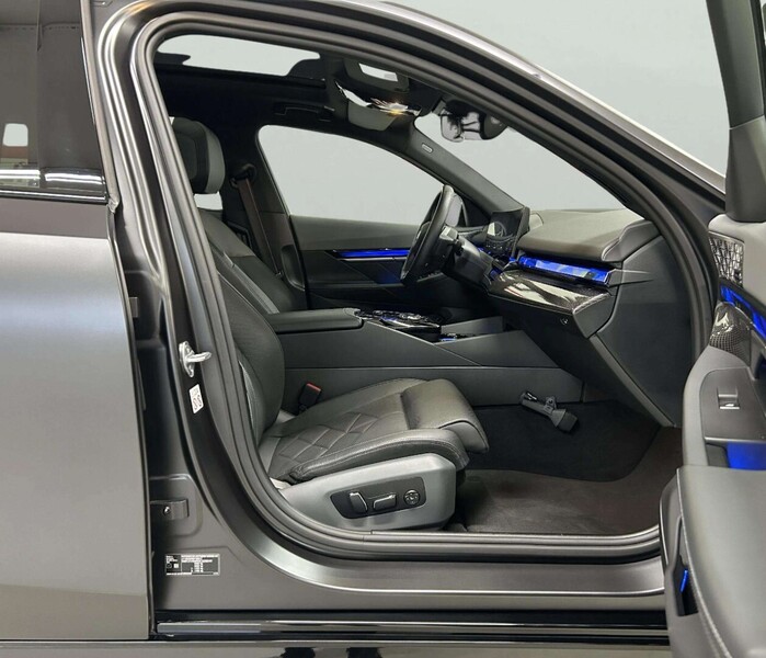 BMW i5 M60 vaihtoauto