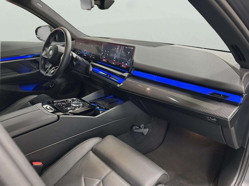 BMW i5 M60 vaihtoauto