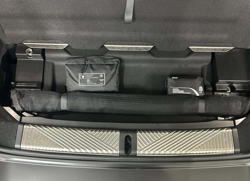 BMW i5 M60 vaihtoauto