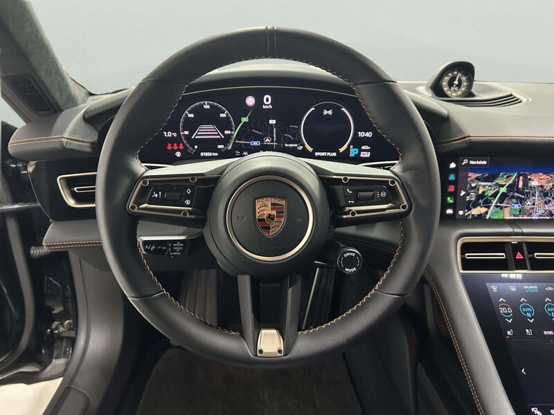 Porsche Taycan vaihtoauto