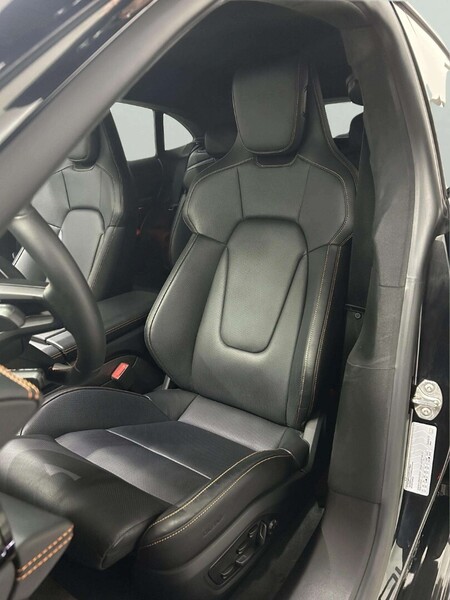 Porsche Taycan vaihtoauto
