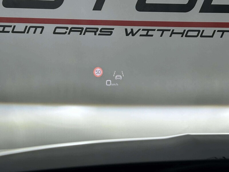 Audi Q8 e-tron vaihtoauto