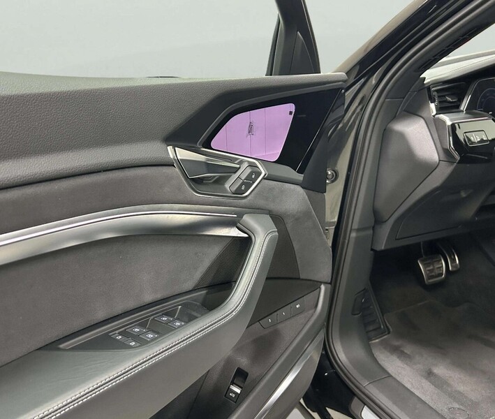 Audi Q8 e-tron vaihtoauto