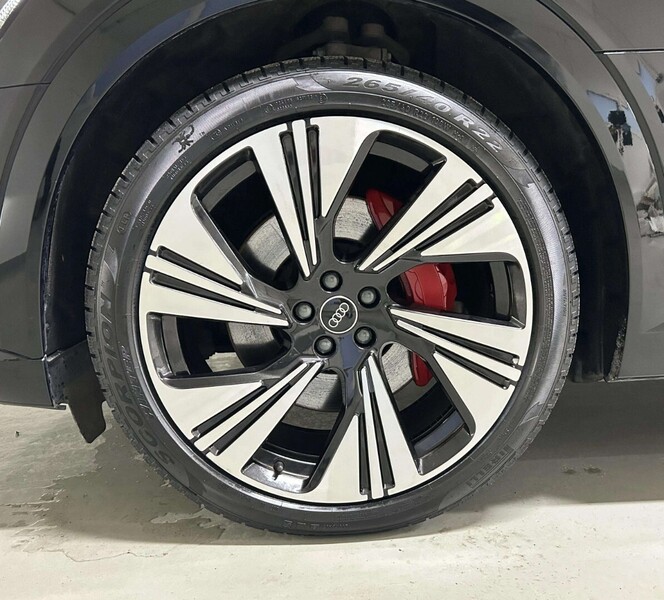 Audi Q8 e-tron vaihtoauto