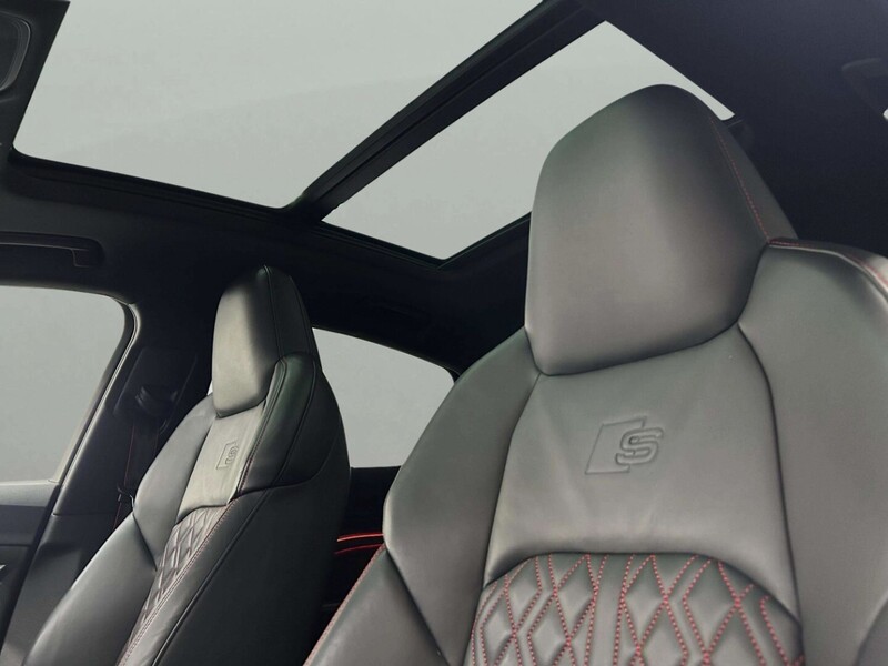 Audi Q8 e-tron vaihtoauto