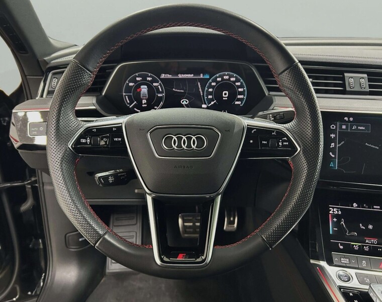 Audi Q8 e-tron vaihtoauto