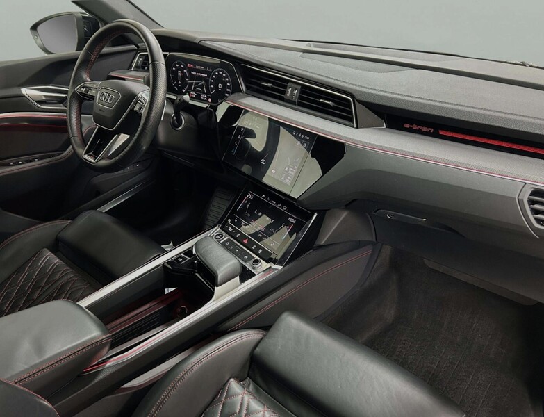 Audi Q8 e-tron vaihtoauto