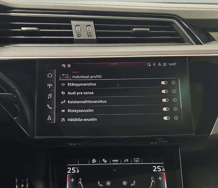 Audi Q8 e-tron vaihtoauto