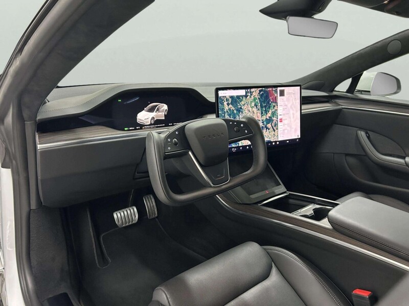 Tesla Model S vaihtoauto