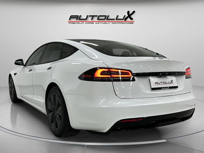 Tesla Model S vaihtoauto