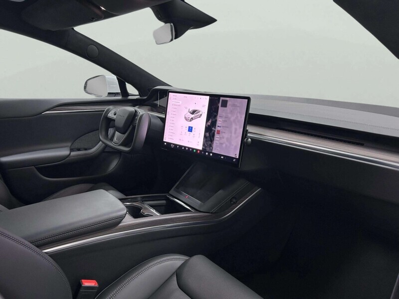 Tesla Model S vaihtoauto