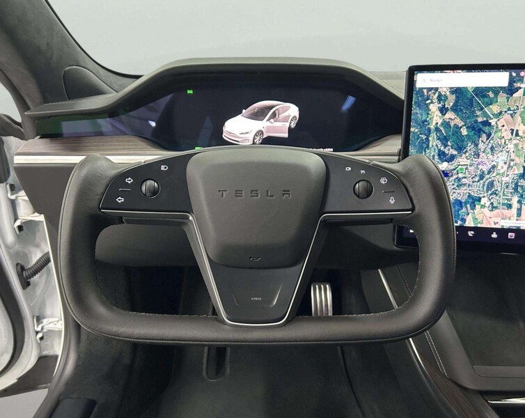 Tesla Model S vaihtoauto