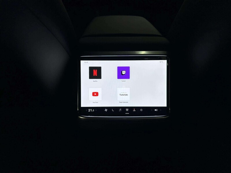 Tesla Model S vaihtoauto